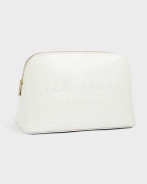 Ted Baker Crocana Croc Detail Debossed Washbag Nude | 09376-STGI