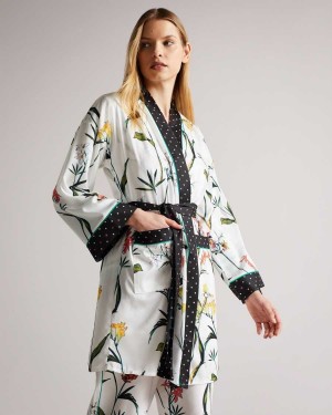 Ted Baker Ivyai Floral Robe White | 21958-MEKP