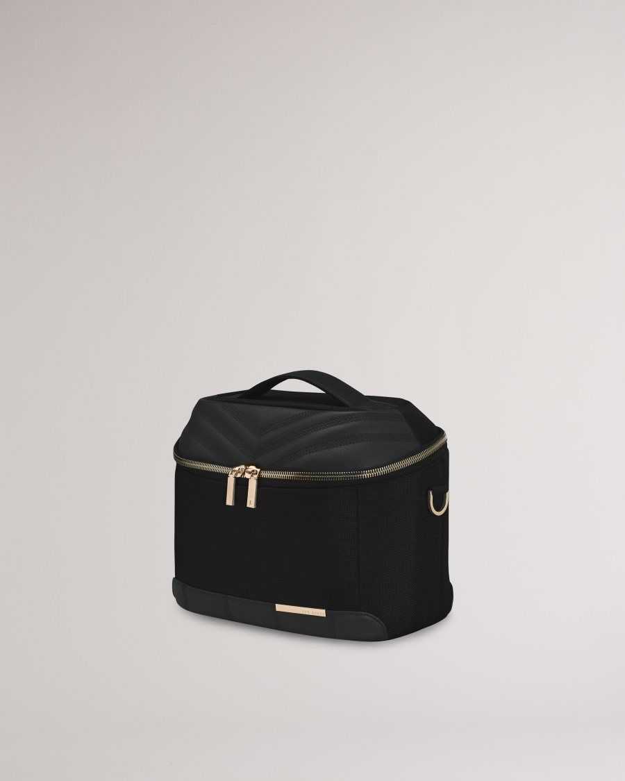 Ted Baker Almie Softside Vanity Case 32x24x20cm Black | 35048-WFYN