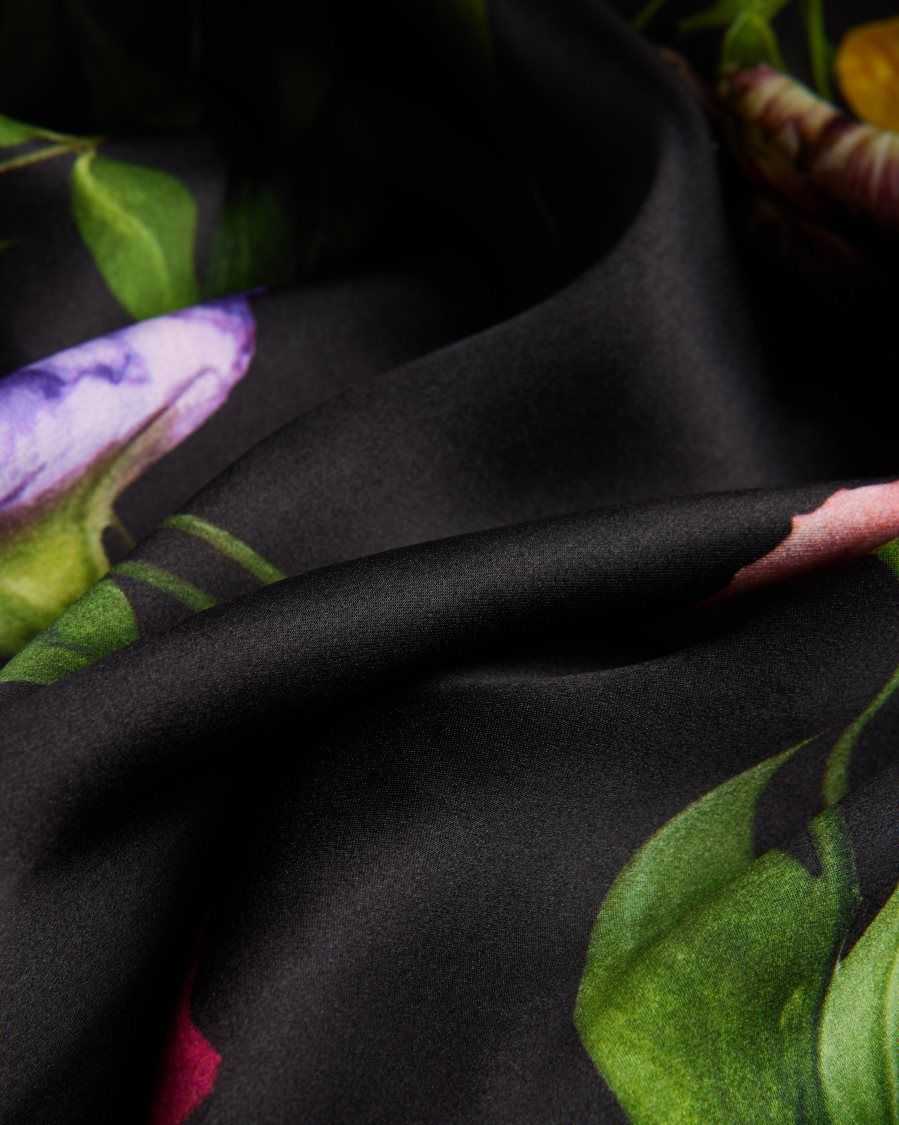 Ted Baker Amiie Floral Silk Scarf Black | 46091-ISCA