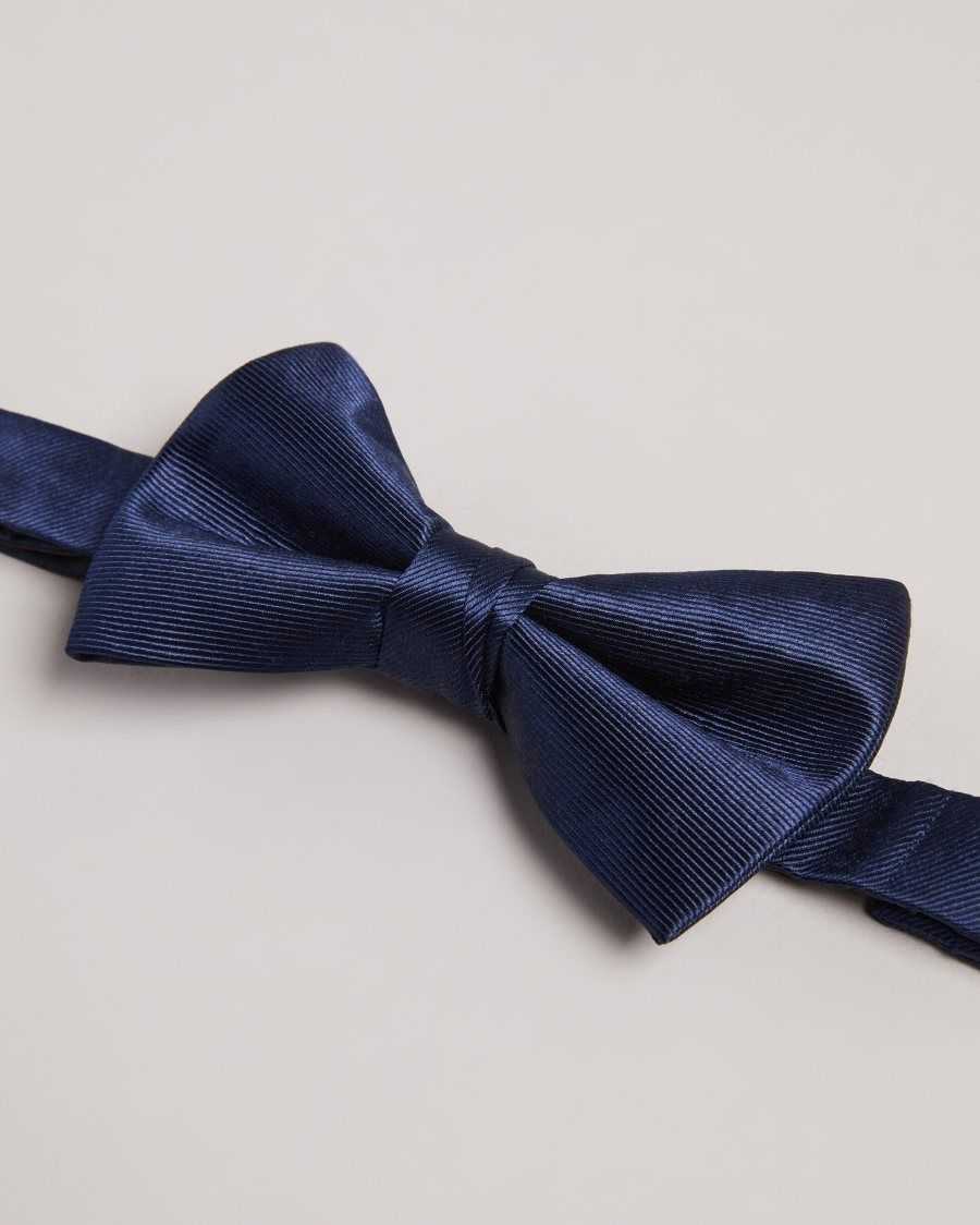 Ted Baker Blubow Plain Satin Bowtie Navy | 31578-GCIS