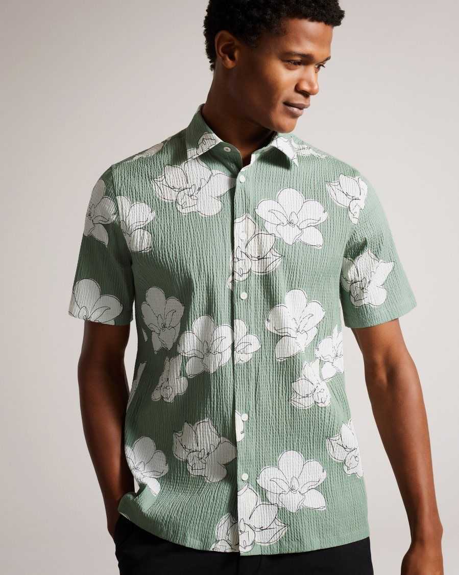 Ted Baker Coving Short Sleeve Large Floral Print Shirt Light Green | 86034-NJZM