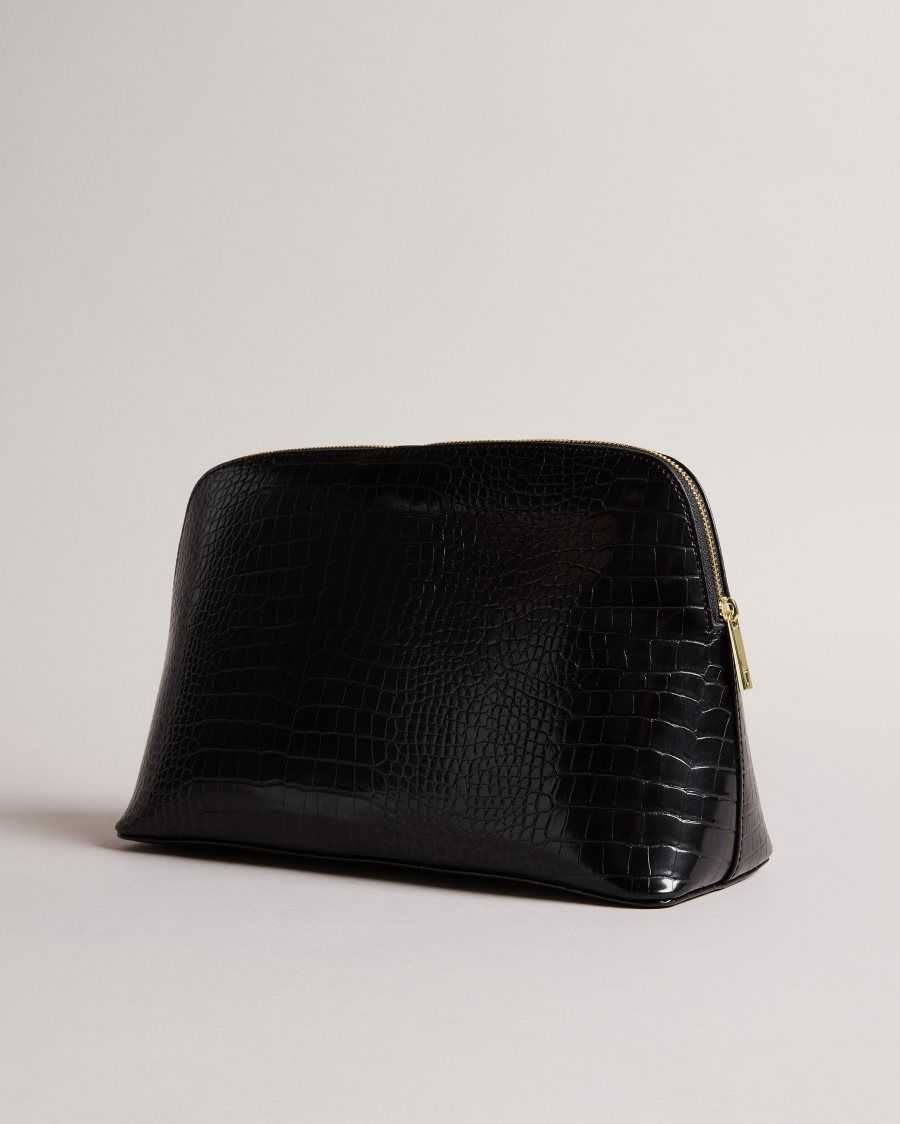 Ted Baker Crocana Croc Detail Debossed Washbag Black | 93041-XQJP