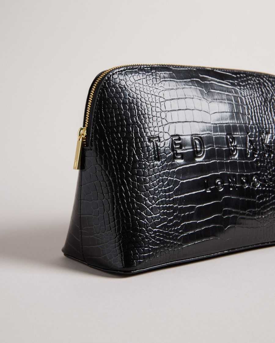 Ted Baker Crocana Croc Detail Debossed Washbag Black | 93041-XQJP