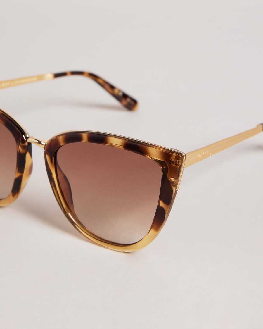 Ted Baker Doriise Cat Eye Frame Sunglasses Tortoiseshell | 02783-ZJKM