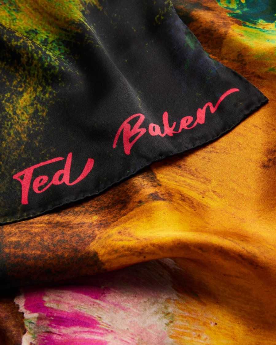 Ted Baker Ednah Art Print Silk Scarf Black | 32418-QOEK