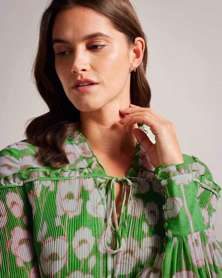 Ted Baker Ellerie Swing Blouse with Blouson Sleeve Green | 41963-YFVT