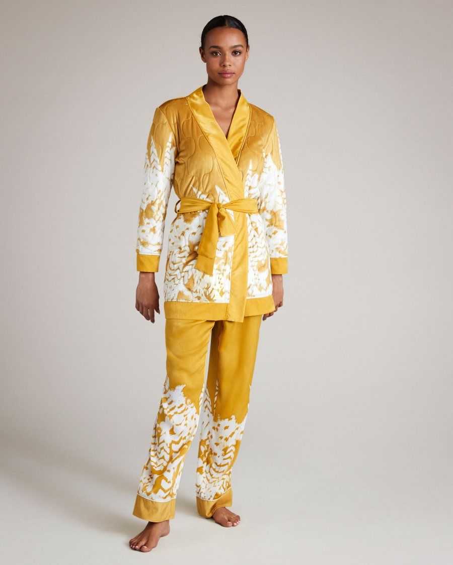 Ted Baker Hayleie Floral Quilted Robe Yellow | 56013-TAHU