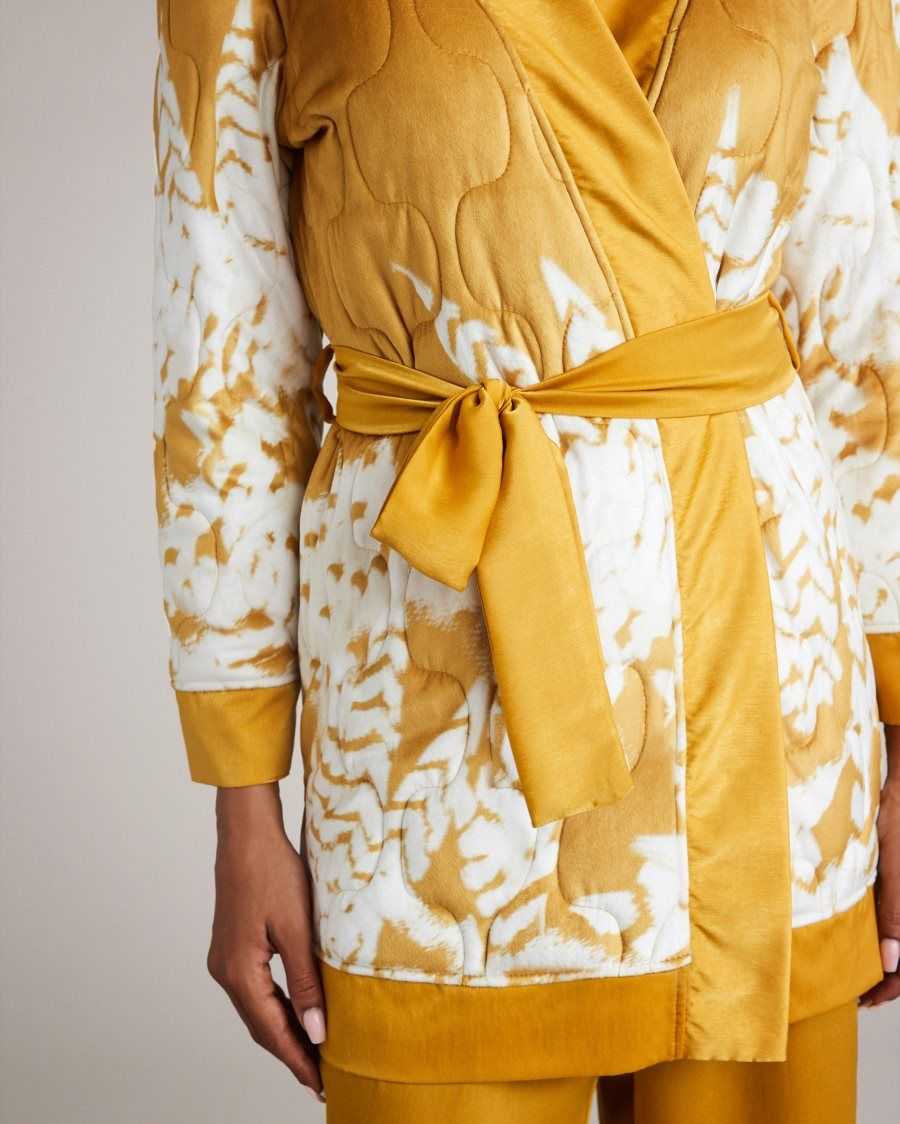 Ted Baker Hayleie Floral Quilted Robe Yellow | 56013-TAHU