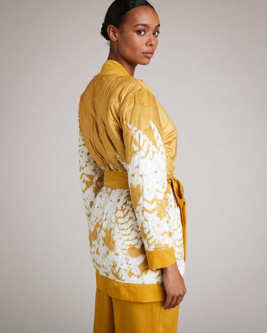 Ted Baker Hayleie Floral Quilted Robe Yellow | 56013-TAHU