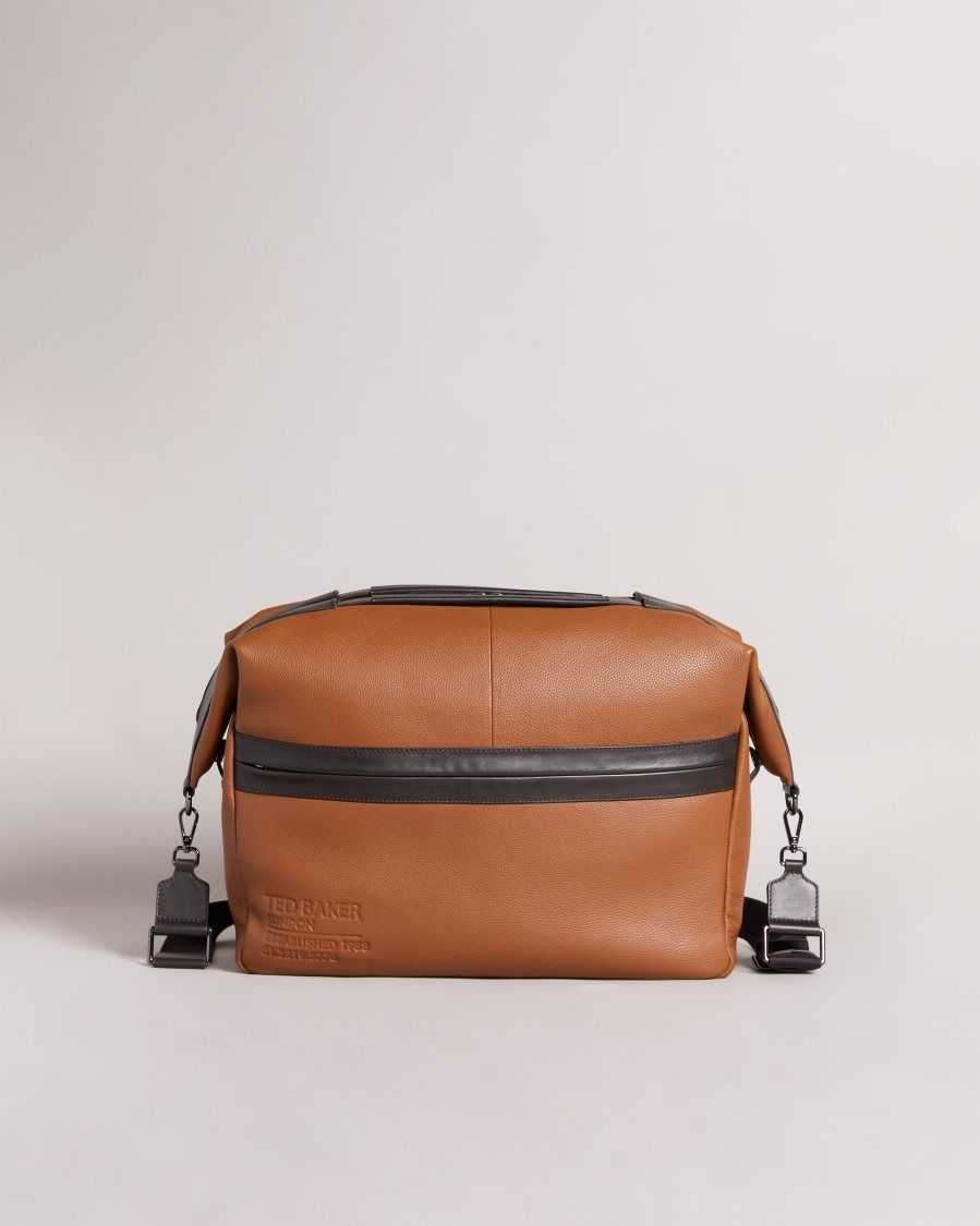 Ted Baker Kaisel Branded Leather Holdall Dark Tan | 14257-BNJL