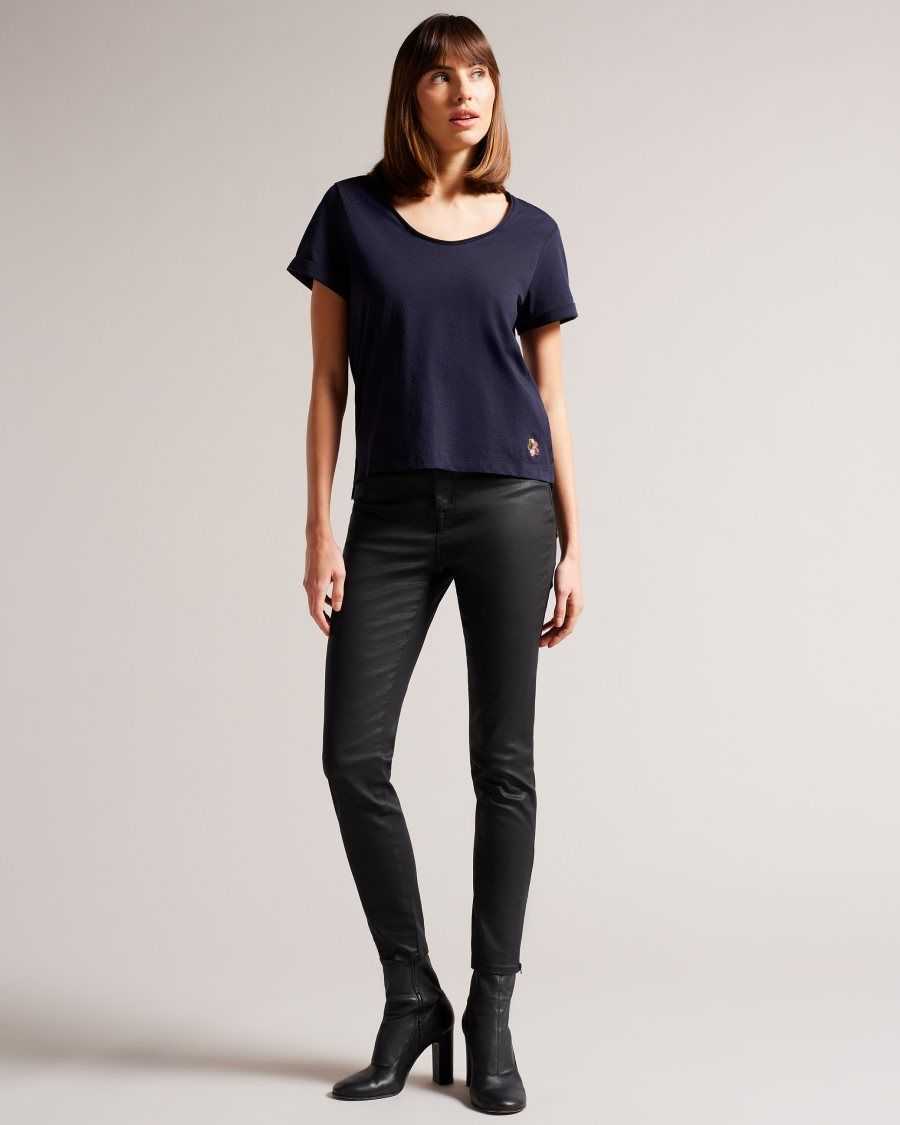 Ted Baker Miarna V Neck Easy Fit Tee Navy | 13276-NFLG