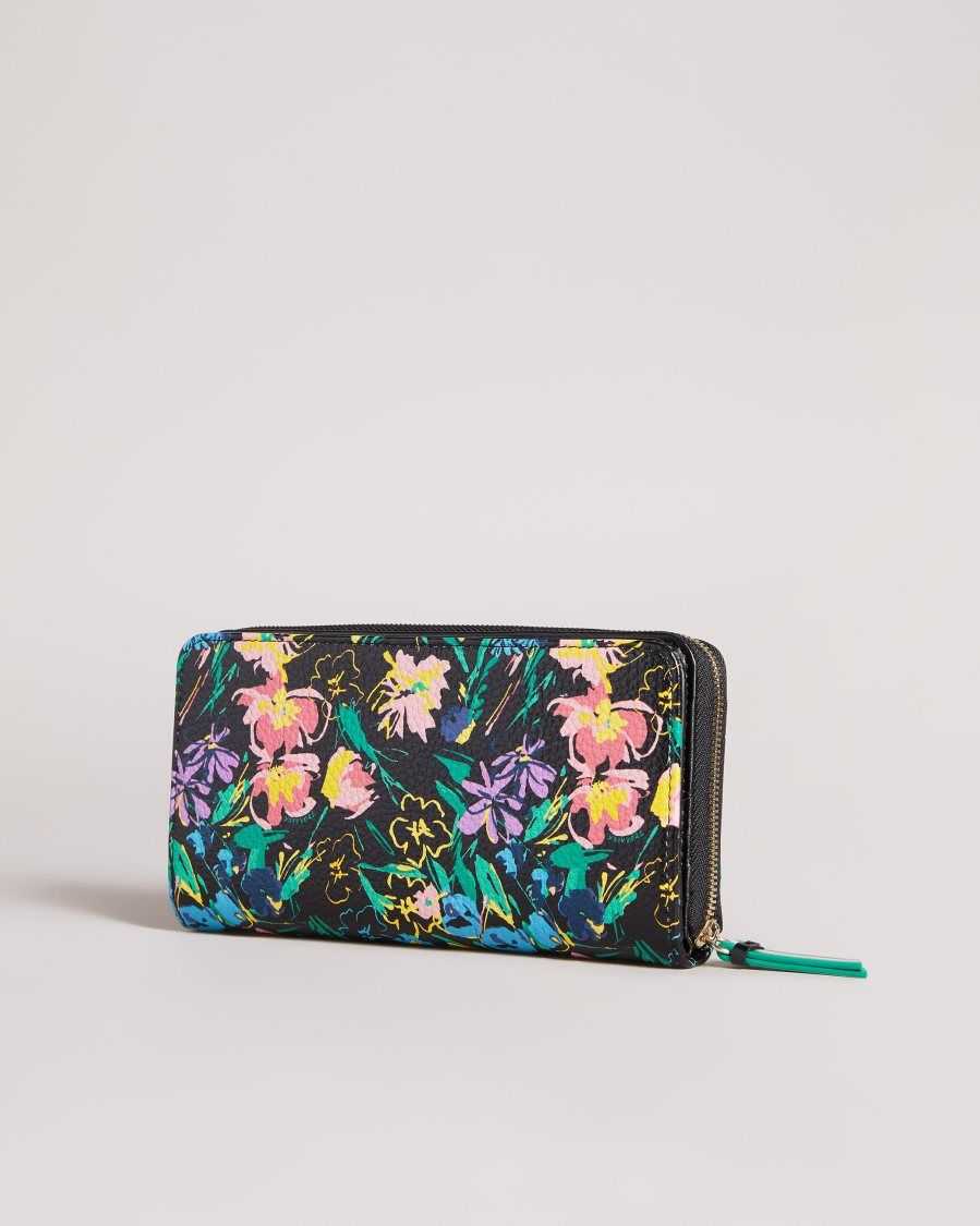 Ted Baker Parciea Flirty Texture Magnolia Large Zip Purse Black | 02395-KJMS