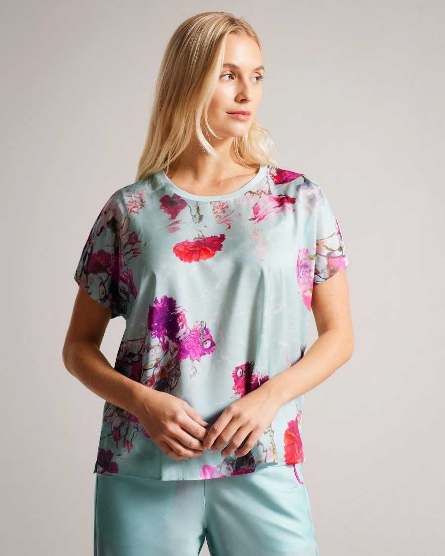 Ted Baker Sopiyaa Floral T-Shirt And Trousers Pyjama Set Green | 69312-TEBW